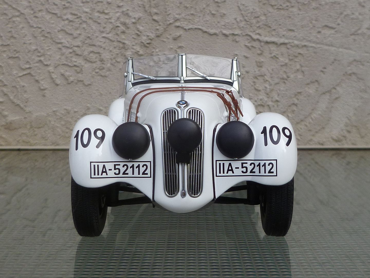 AutoArt 1938 BMW 328 Roadster #109 - DiecastSociety.com AutoArt 1938 BMW 328 Roadster #109 - DiecastSociety.com